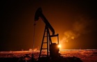 Ціна на нафту перетнула позначку в 100 доларів