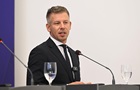 Мадяр обіцяє скасувати обмеження Орбана щодо одностатевих пар