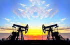 Нефть дешевеет из-за дополнительных поставок из Саудовской Аравии