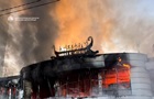 У Дніпрі після удару РФ загорівся торговий центр