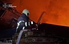 У Києві палають склади