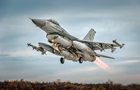Зеленский подтвердил проблемы с самолетами F-16