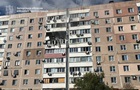 Россияне обстреляли многоэтажный дом в Запорожье