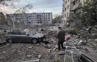 Росія вдарила по Кременчуку: пошкоджені багатоповерхівки