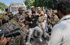 Полиция Индии в Нью-Дели задержала 2000 протестующих