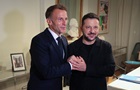 Макрон пообещал ускорить поставки ракет Киеву