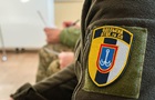 В Одесі закидали камінням будівлю ТЦК