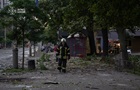В Киеве обломки БПЛА упали на парковку: есть раненый