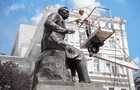 В Киеве проверяют состояние памятников под защитным укрытием