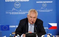 Президент Чехии предложил референдум по ЕС и НАТО