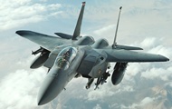 NI сравнил российский Су-35 и американский F-15