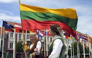 Литву каждый час навсегда покидают пять человек - СМИ
