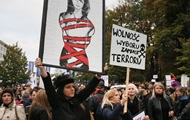 В Варшаве прошла многотысячная акция против запрета абортов