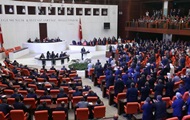 В Турции оппозиция бойкотирует работу парламента 