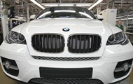 :       BMW