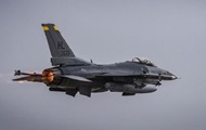     F-16,  