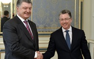 Порошенко обсудил с Волкером ситуацию на Донбассе