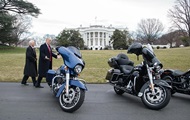 Байкеры намерены бойкотировать Harley-Davidson – Трамп