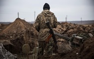 На Донбассе задержали четырех подозреваемых в сотрудничестве с ДНР На Донбассе задержали четырех подозреваемых в сотрудничестве с ДНР