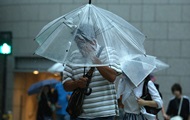 В Японии отменили почти 200 авиарейсов из-за тайфуна