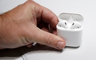    AirPods 2