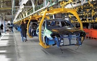В Україні автовиробництво впало на чверть