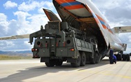 У Туреччину прибули С-400. США хочуть забрати F-35