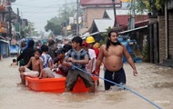 На Филиппинах растет число жертв мощного тайфуна
