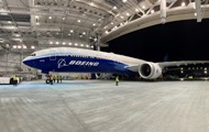    Boeing 777X 
