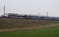 Во Франции поезд сошел с рельсов, есть пострадавшие