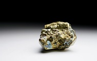 Scientists have discovered a kind of real gold in the “gold of fools”