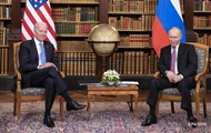 Biden talks to Putin about Russian hackers