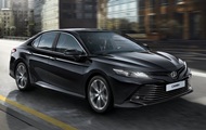 Для Рады закупили 21 Toyota Camry на 18 миллионов гривен