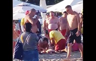 A drowned child was pumped out on the beach in Odessa