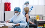 В Украине новый суточный рекорд COVID-вакцинации