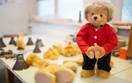 Teddy bear in honor of Merkel created in Germany