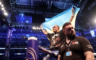 Александр Усик подарит Илону Маску свой костюм