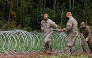 Poland calls border fence protection from Putin and Lukashenko