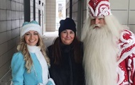 In Russia, children with cancer were presented with boxes of gifts for the New Year