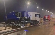 В Крыму в массовом ДТП столкнулись 13 авто