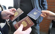 РФ забороняє українцям без російського паспорта проживати в Криму