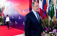 Escape in disgrace.  Boycott Lavrov at the G20 summit