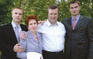 Корреспондент: Бизнес семьи Януковича. Полный текст статьи