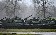 Україні зараз потрібно до 500 танків - Зеленський