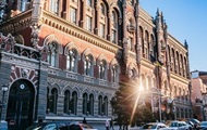 Украинцы в декабре купили рекордный за 11 лет объем валюты