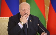 Лукашенко заявив про відсутність зайвих грошей для фінансування армії