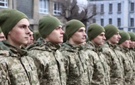 Справа молодих: коли підуть воювати контрактники віком 18-24 років