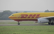 DHL призупинить доставку США посилок ціною від $800 для приватних осіб