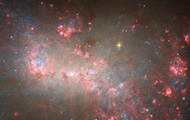 Хаббл показав галактику, де масово народжуються зорі
