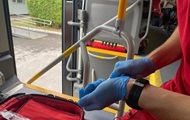 Россияне ударили по автобусу с мирными жителями на Сумщине